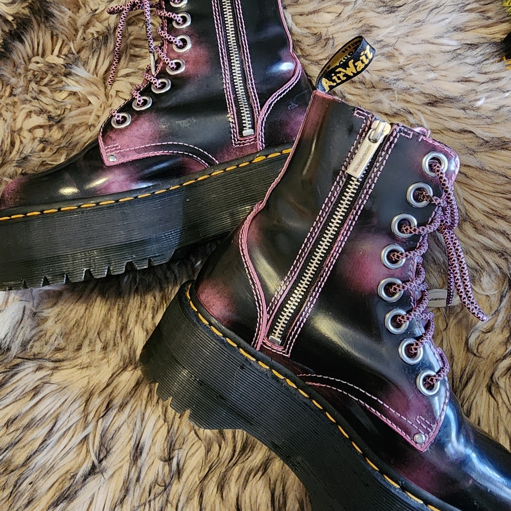 Dr. Martens Women's Pink and Black Distressed Platform Boots Side Zip Sz. 7 Us
